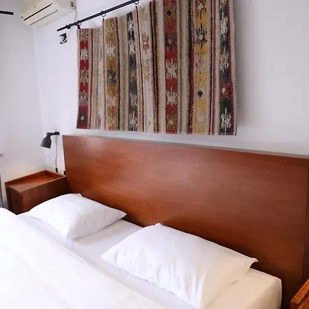 Apartament, Tek Piazza *