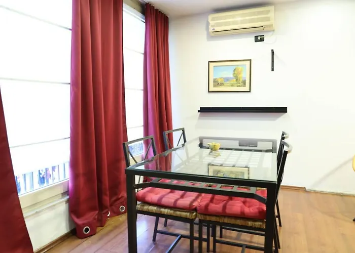 Hoja Apartman